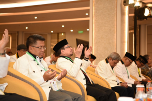 Presiden PKS Ikut Berduka Atas Wafatnya KH Maimun Zubair